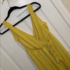 Yellow dress